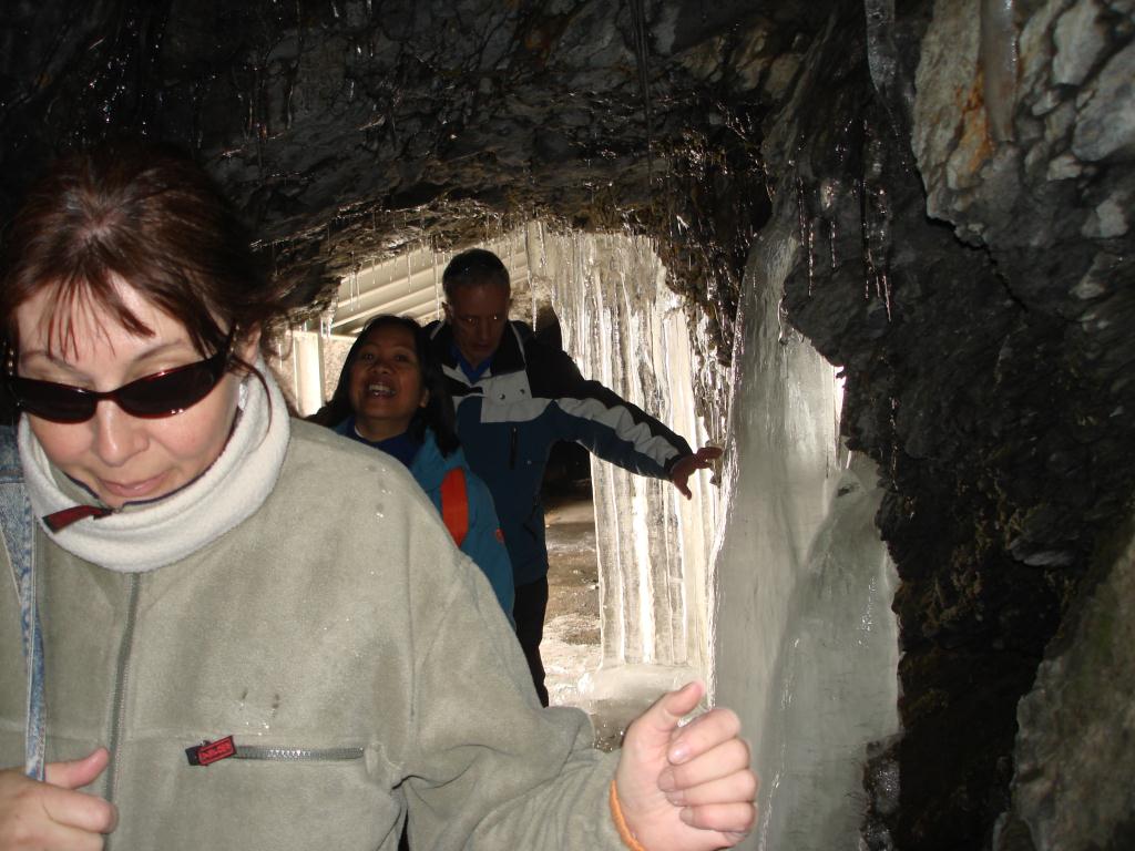 Höhle